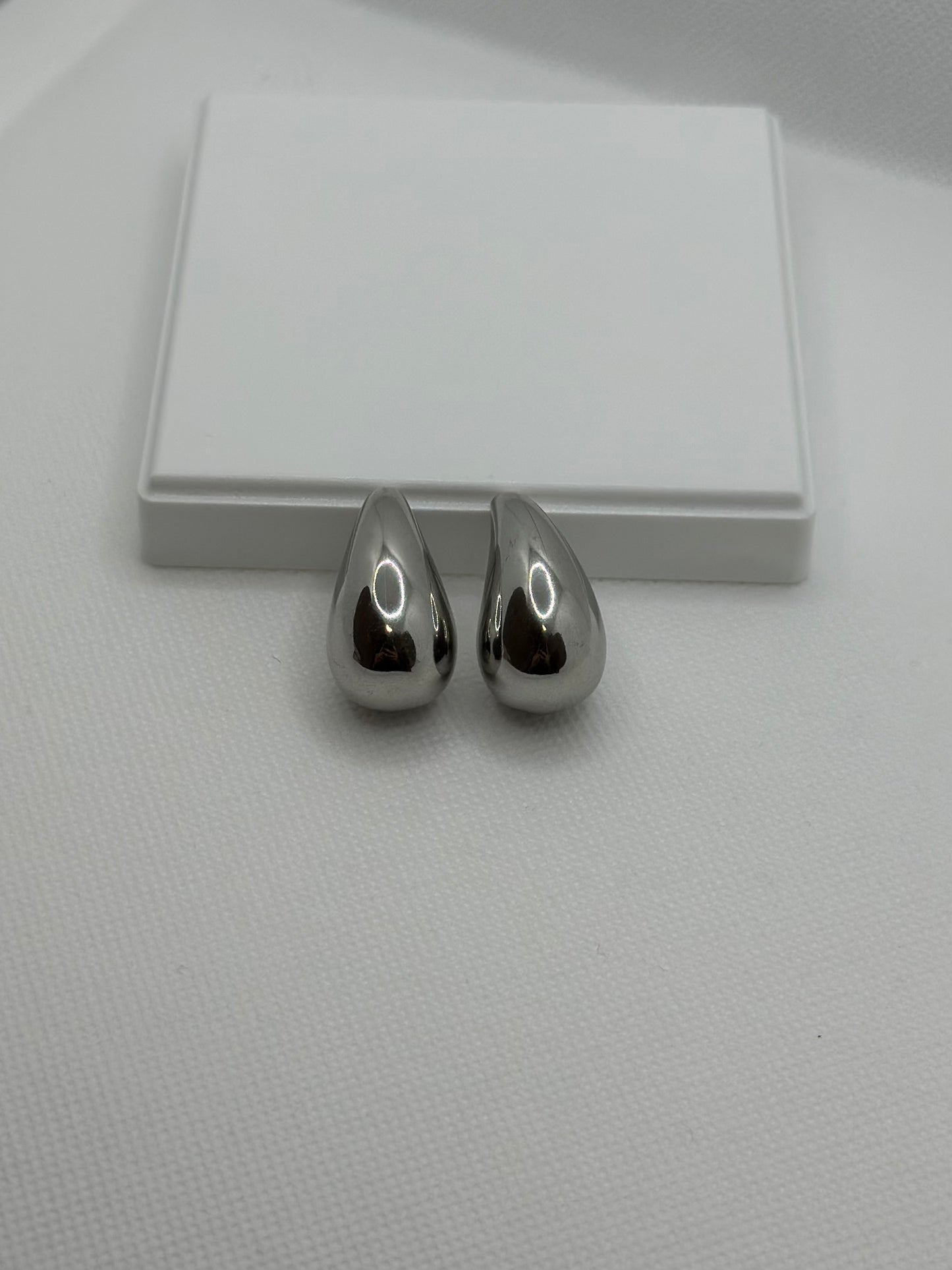 Boucle d'oreille BOT